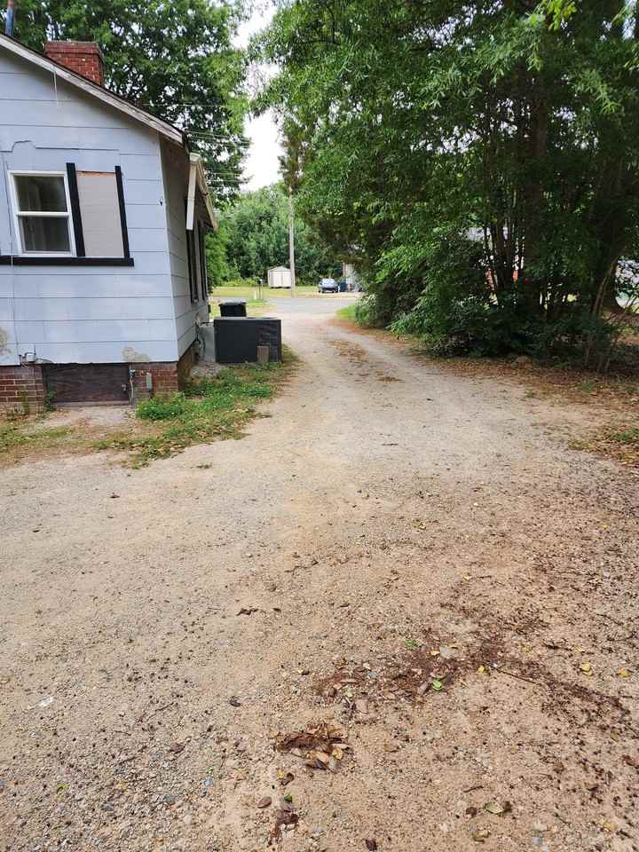 715 W Rice St - Photo 4 of 19