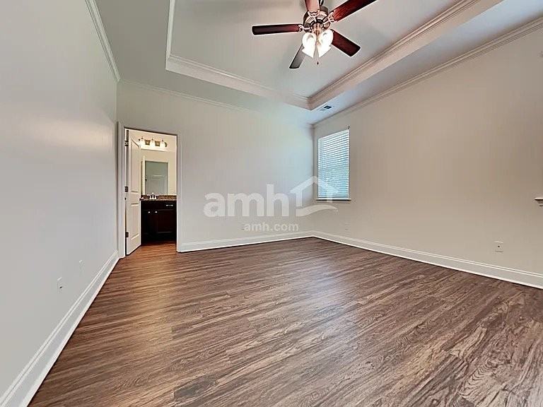 6463 Winchester Highlands Dr - Photo 2 of 16