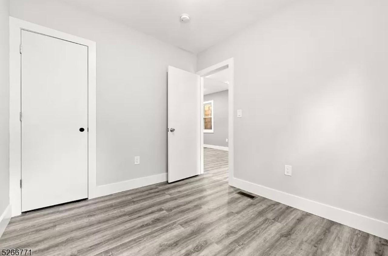 654 S 12th St #1 - Photo 6 of 8