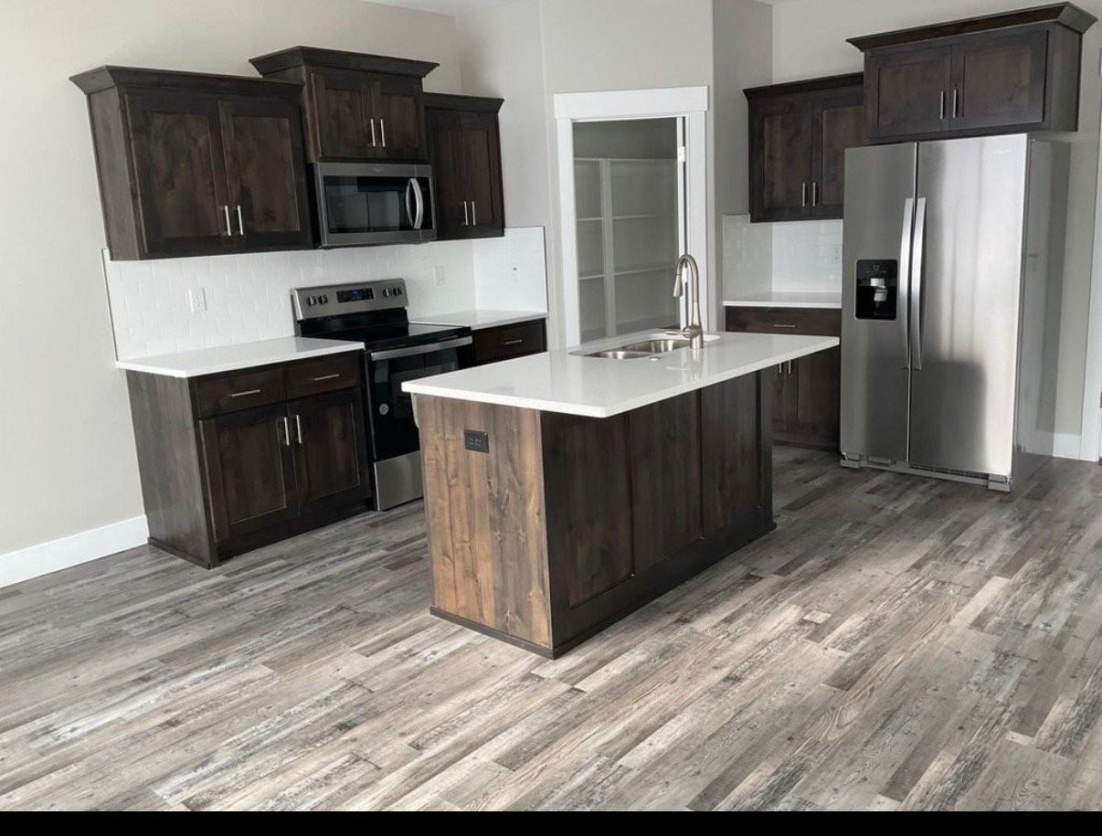 3538 E 107 N - Photo 2 of 10