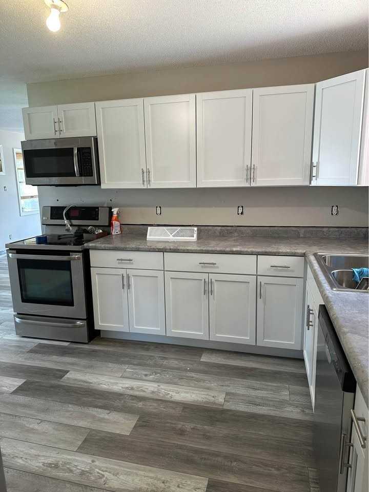 402 2nd Ave N - Photo 2 of 13