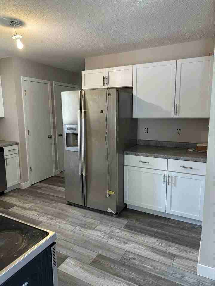 402 2nd Ave N - Photo 3 of 13