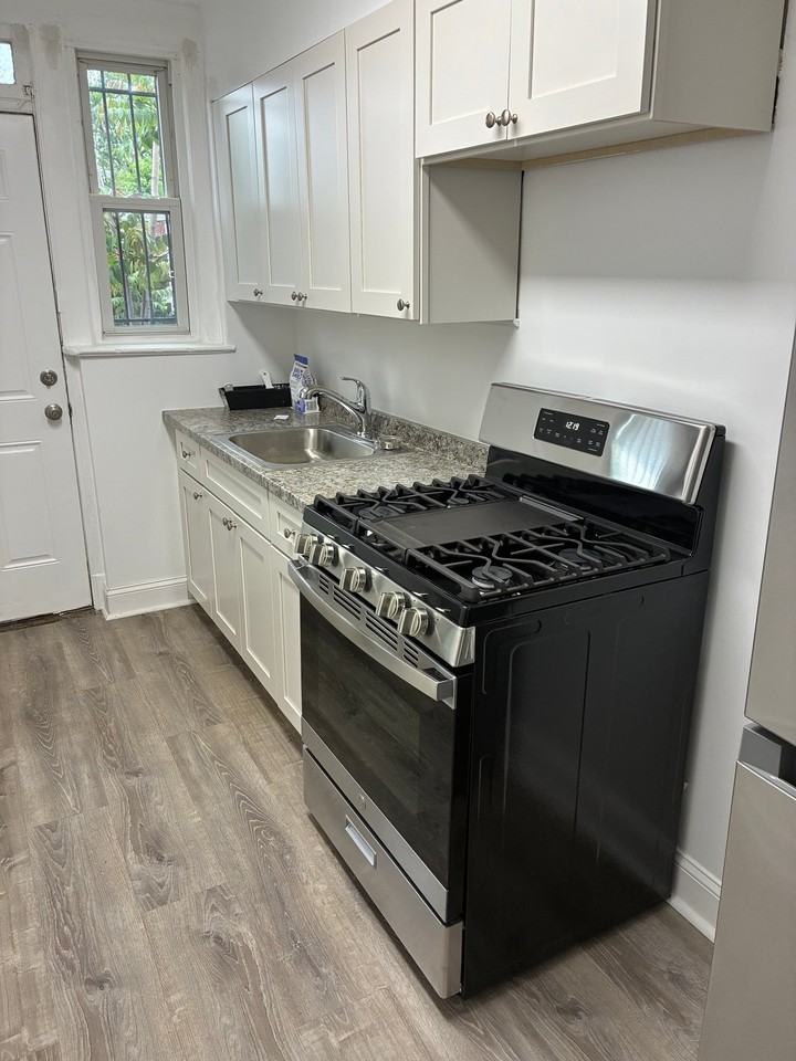 66 Allison St Ne - Photo 2 of 8