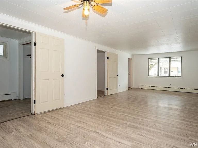 166 Barnard St - Photo 3 of 12