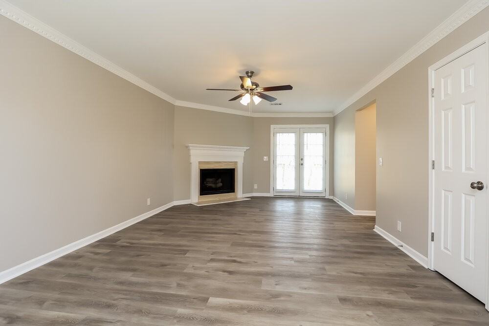 812 Dresden Ct - Photo 5 of 20