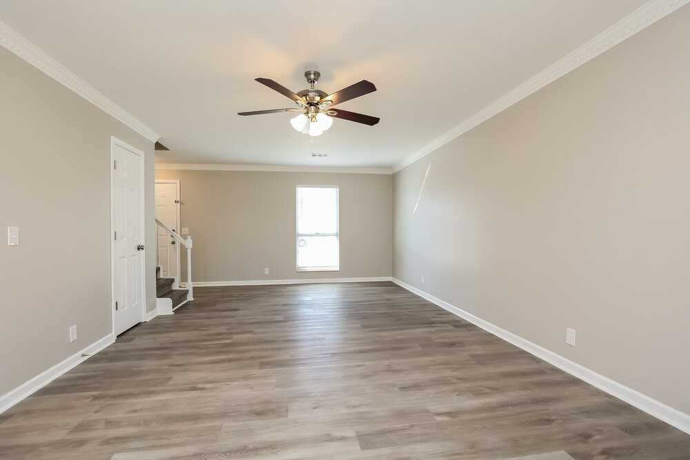 812 Dresden Ct - Photo 6 of 20