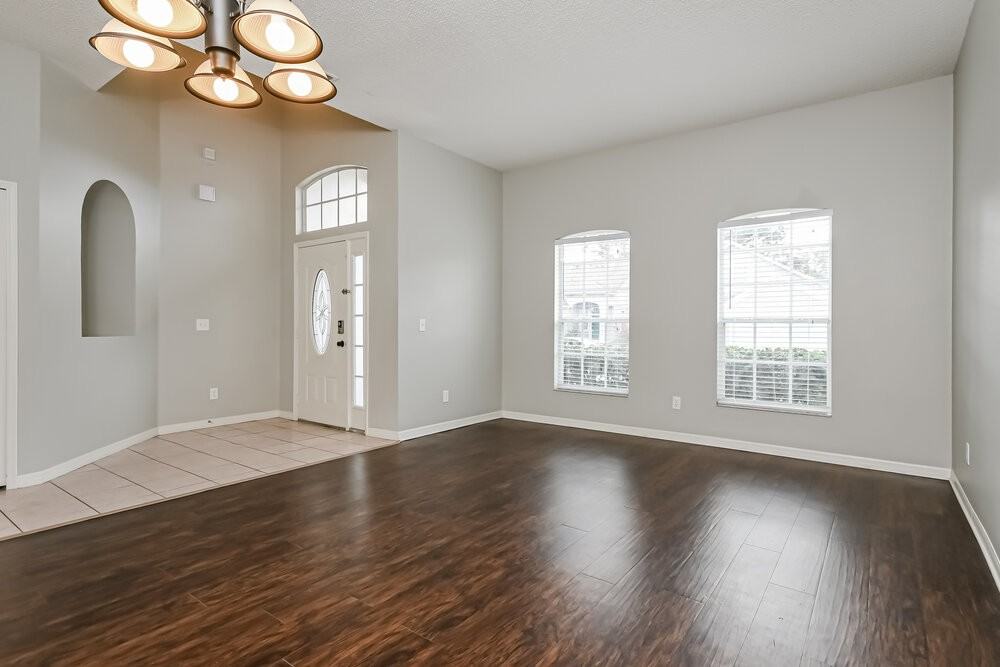 1125 Cherry Valley Way - Photo 6 of 19