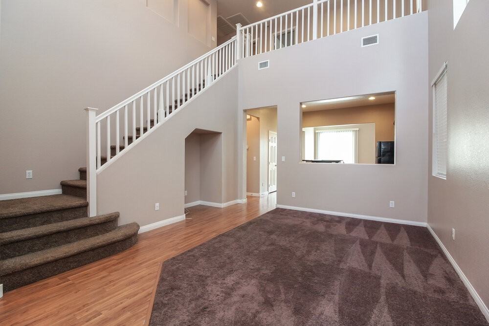 6644 Chinatown St - Photo 3 of 16