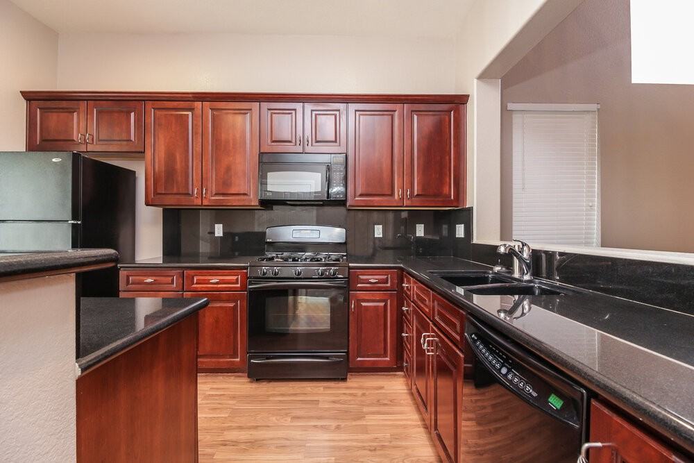 6644 Chinatown St - Photo 6 of 16