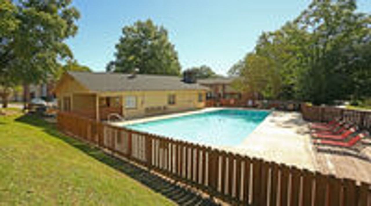 Copperfield Apartments - Photo 2 of 8