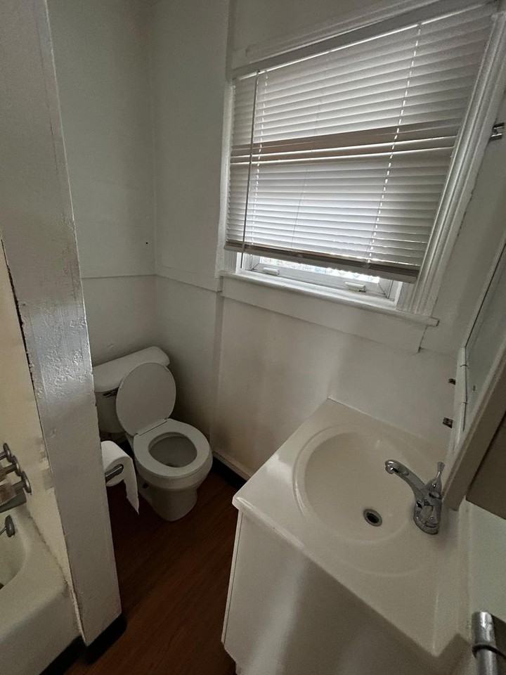 59 Price Street - Photo 5 of 32