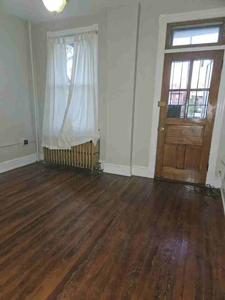 117 V St Nw #1 - Photo 7 of 16
