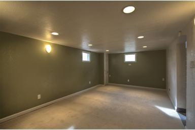 2201 S Marion St #NA - Photo 7 of 18
