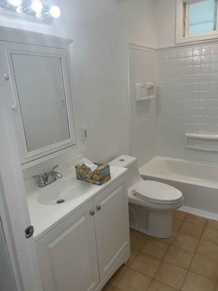 43 Knoll St #1 - Photo 3 of 8
