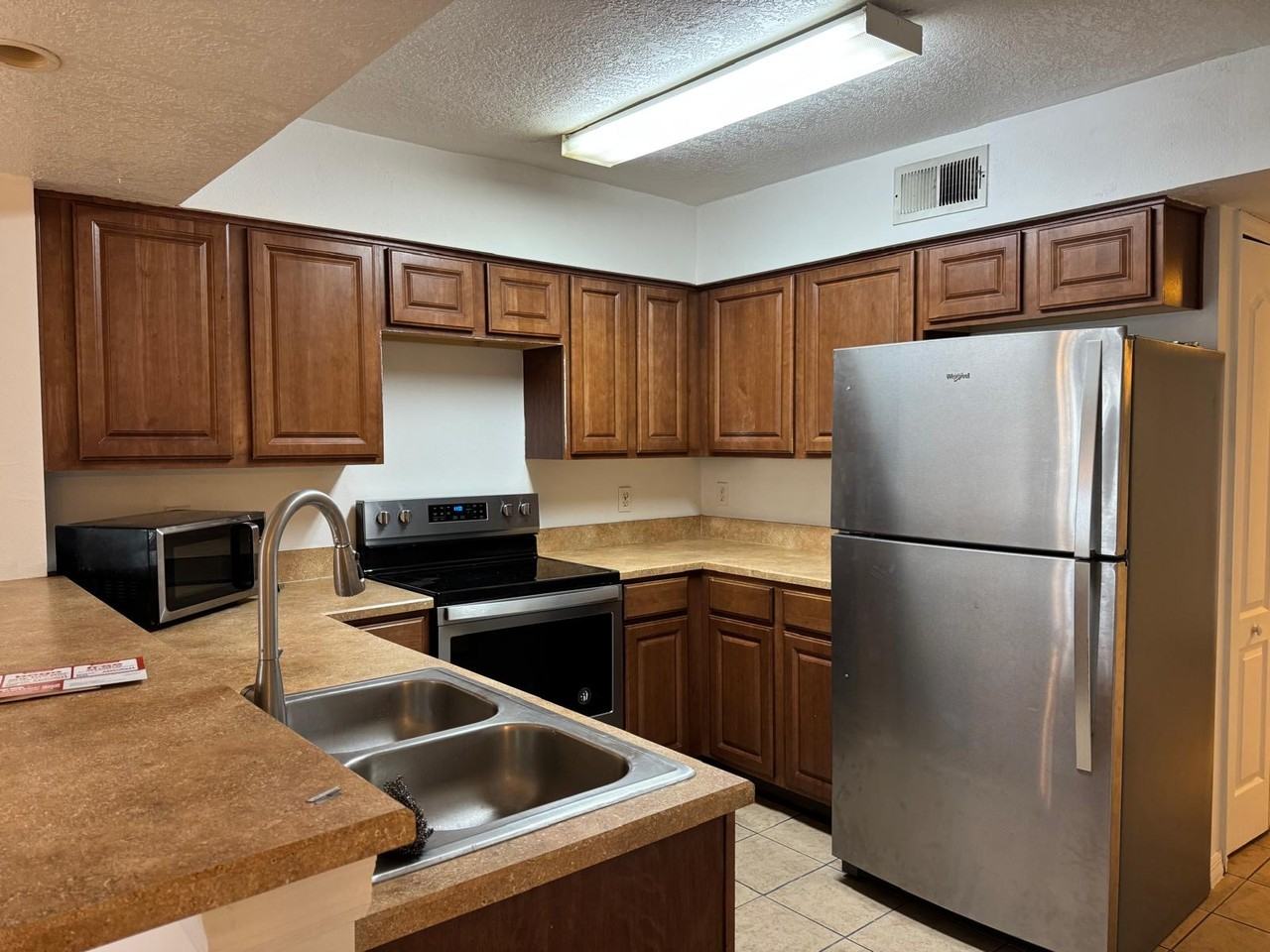 2323 Mccoy Rd #503 - Photo 5 of 15