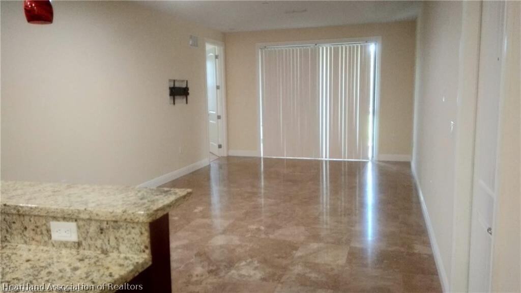 2351 Lakeview Dr #3-7 - Photo 3 of 9