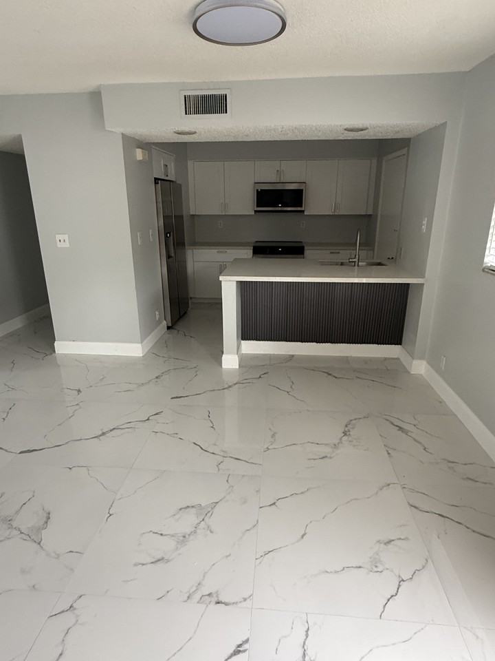 9150 Nw 38th Dr #106 - Photo 4 of 25