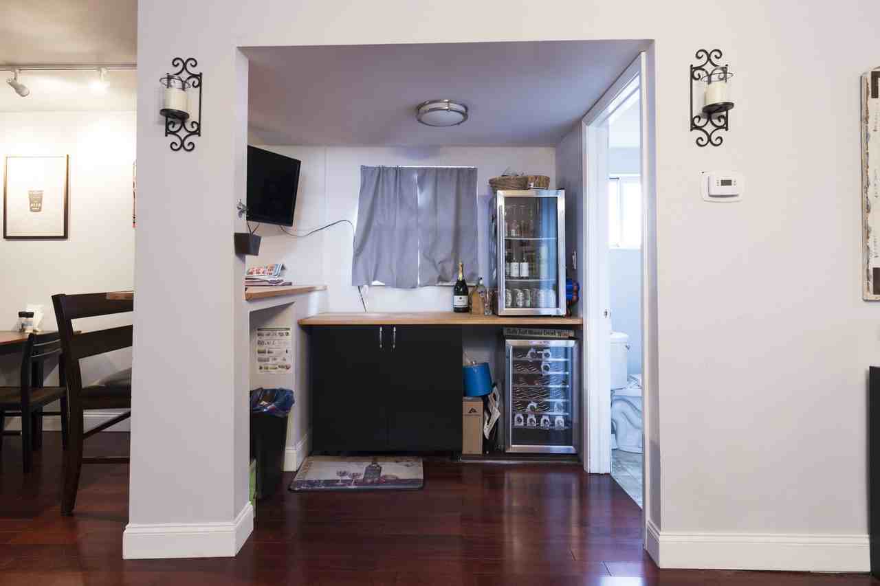 314 Ella St #2 - Photo 4 of 10