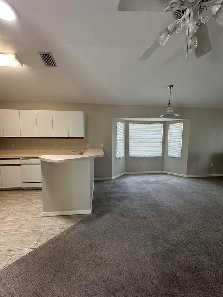 703 W Sunbird Path #NA - Photo 6 of 18