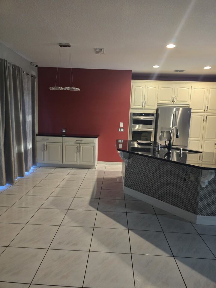 3066 Bay Laurel Cir N #NA - Photo 7 of 30