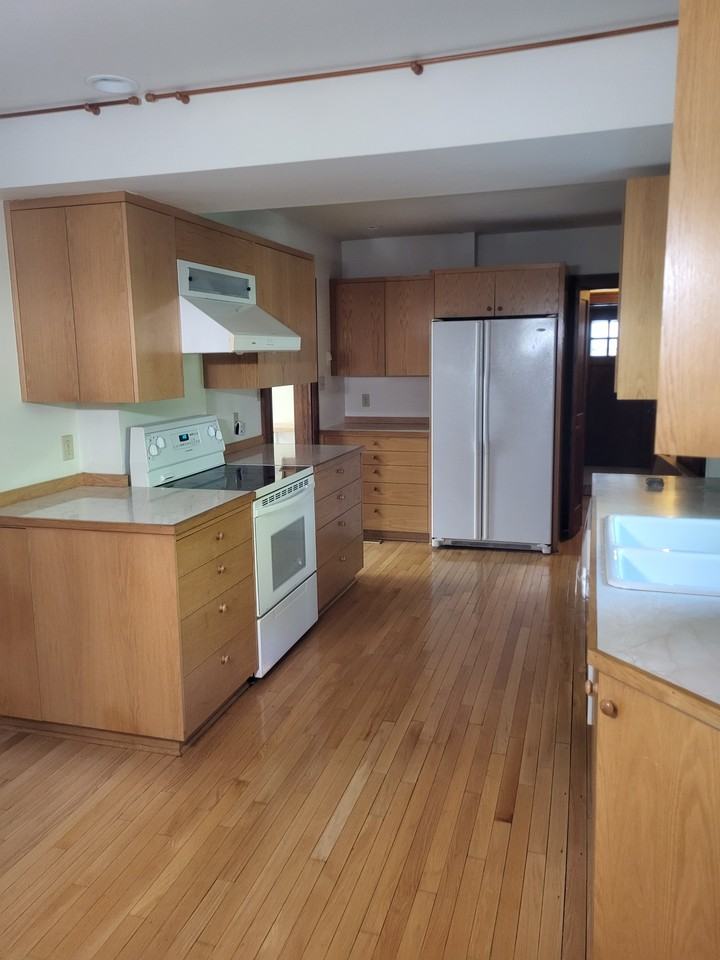 620 Ash Ave #NA - Photo 2 of 9