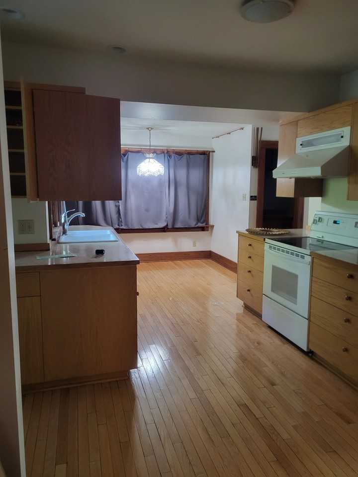 620 Ash Ave #NA - Photo 3 of 9