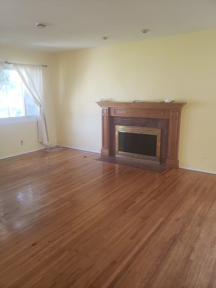 7116 W 91st St #NA - Photo 5 of 13