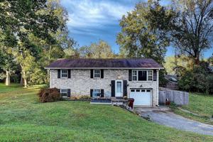featured image of 4011 W Englewood Blvd #NA