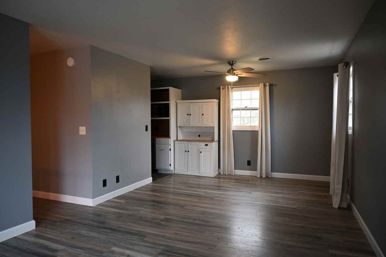 4011 W Englewood Blvd #NA - Photo 6 of 22