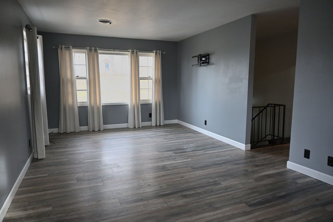 4011 W Englewood Blvd #NA - Photo 7 of 22