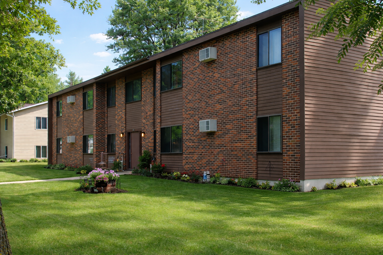 Bird Island II Apartments - Photo 7 of 9
