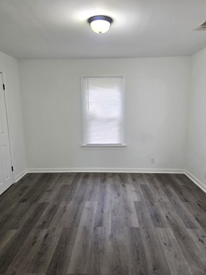 706 N Greenwood Ext #NA - Photo 7 of 10