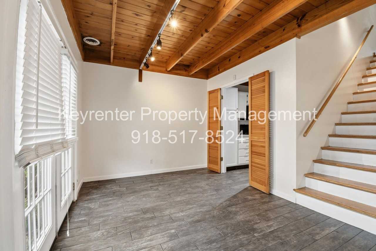 1616 S Peoria Ave #4 - Photo 3 of 22