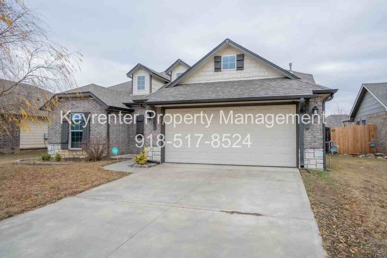 12303 N 130th East Ave - Photo 2 of 18