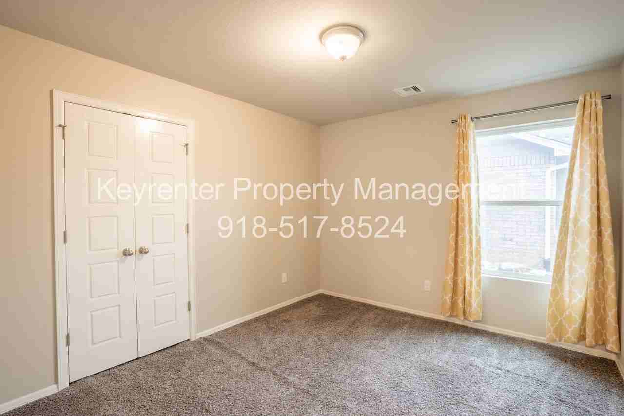 12303 N 130th East Ave - Photo 6 of 18