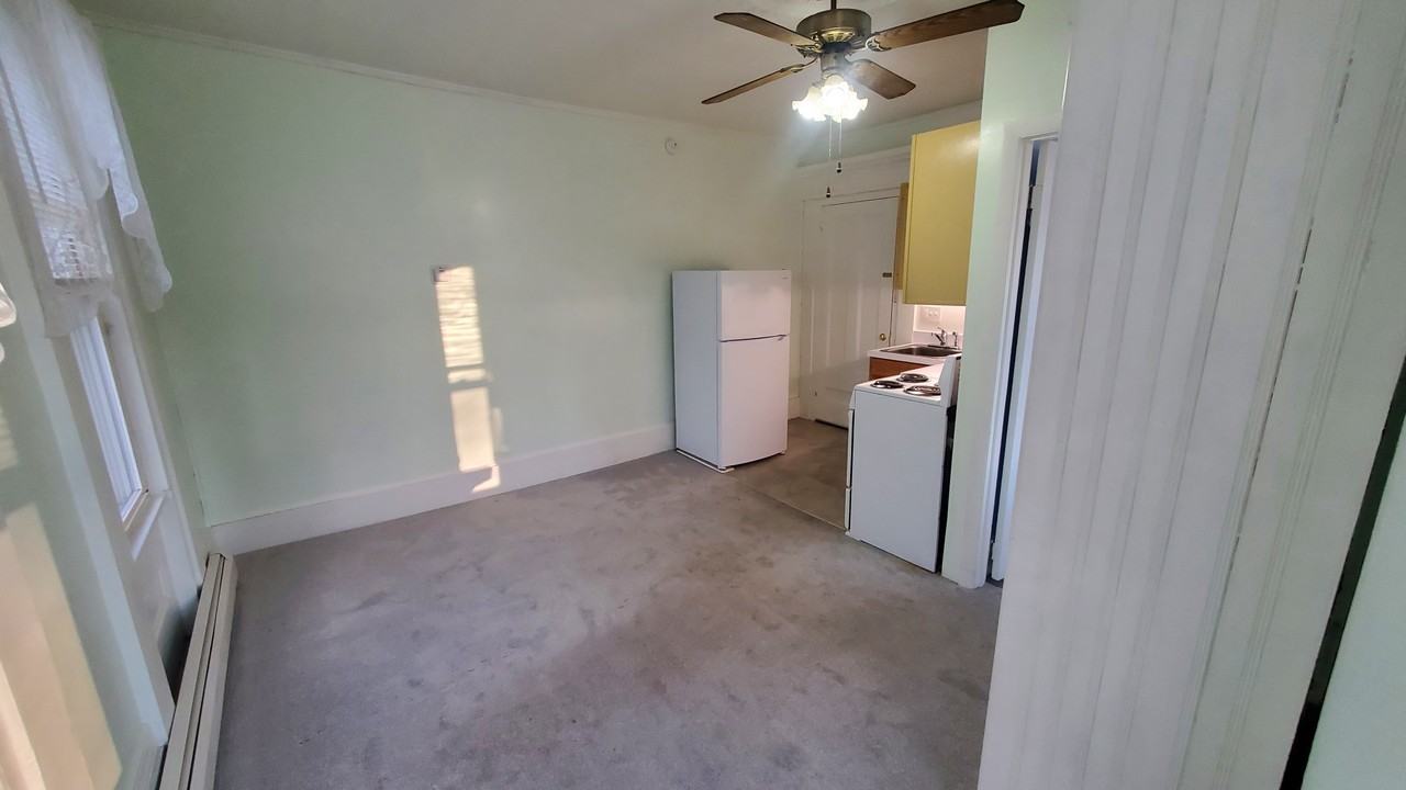 6 Maple St #5 - Photo 6 of 11