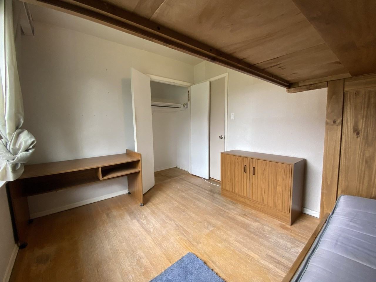 67 Scarden Ave - Photo 2 of 8