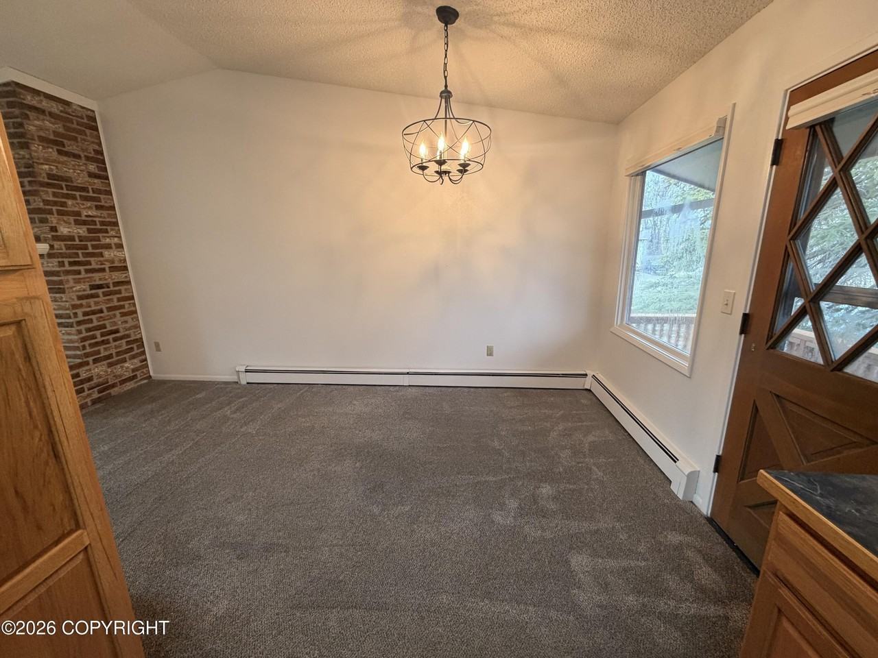 6721 Foothill Dr - Photo 4 of 20