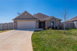 featured image of 1001 Gardenia St