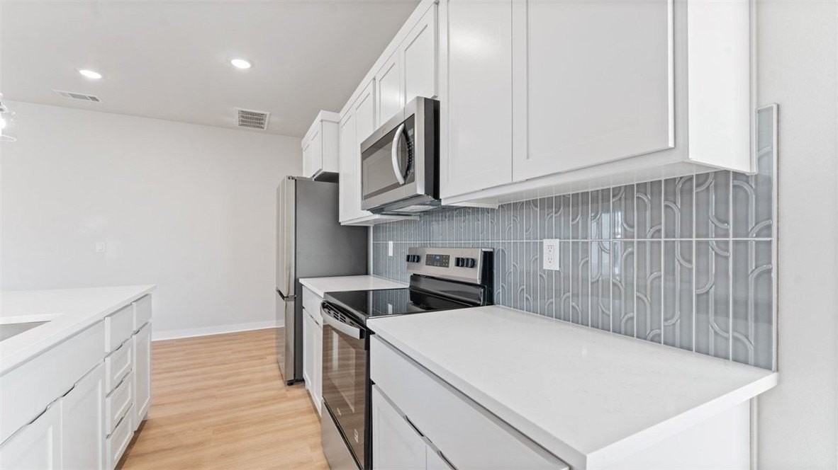 1713 Cuppett Cir - Photo 3 of 11