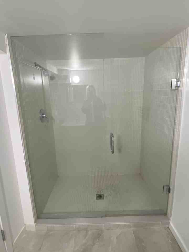 976 Glencairn Avenue - Photo 4 of 5