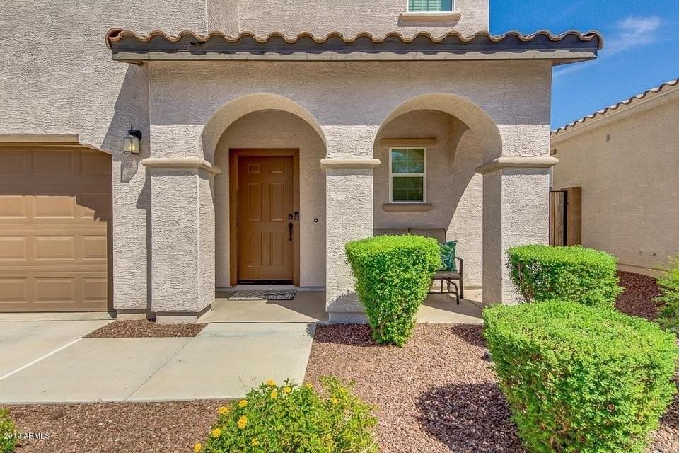 7919 S 8th Way - Photo 5 of 46