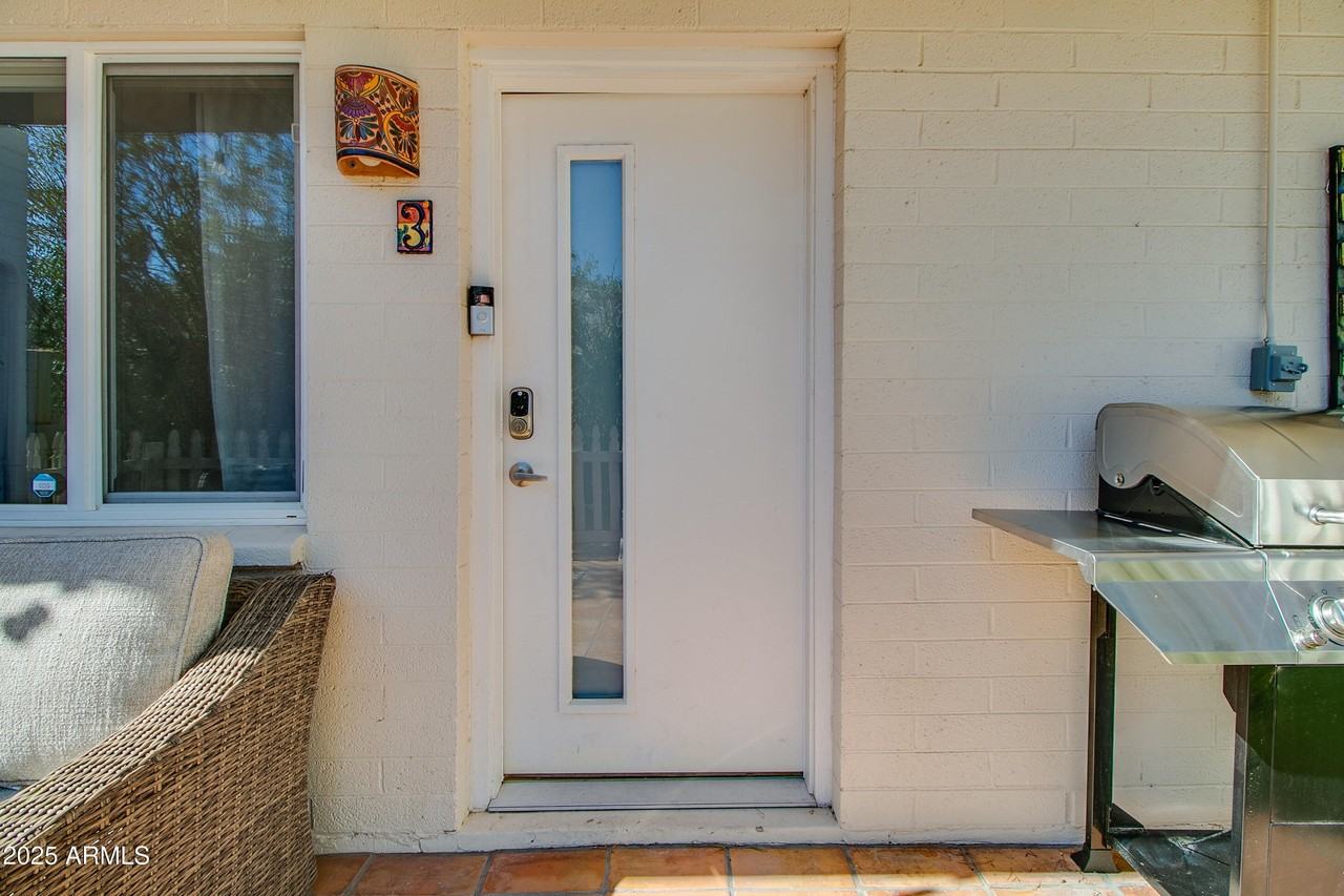 3511 E Montecito Ave #3 - Photo 7 of 20