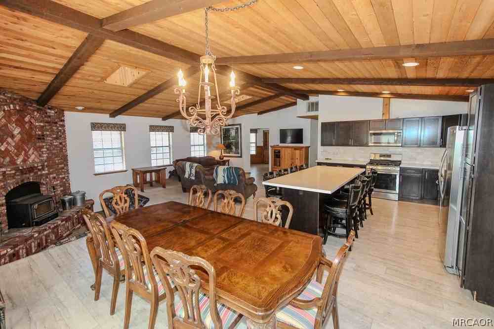 42656 Constellation Dr - Photo 7 of 25