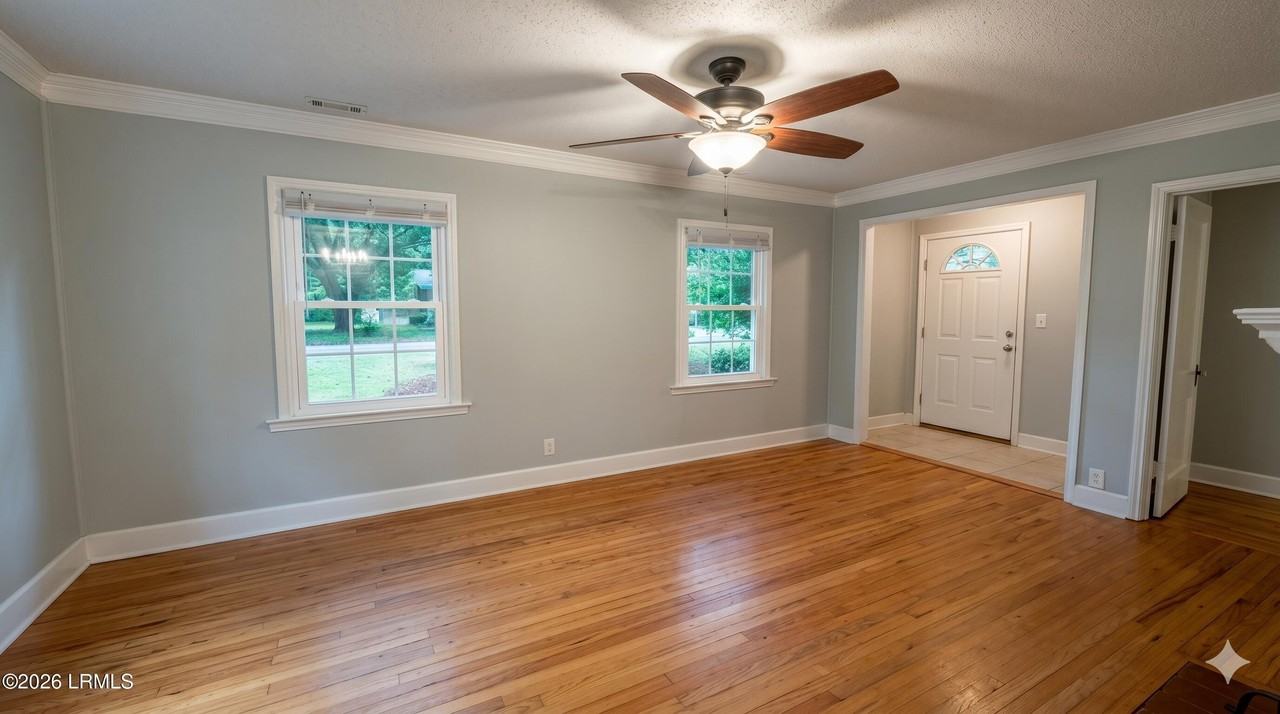 414 Meritta Ave - Photo 6 of 28