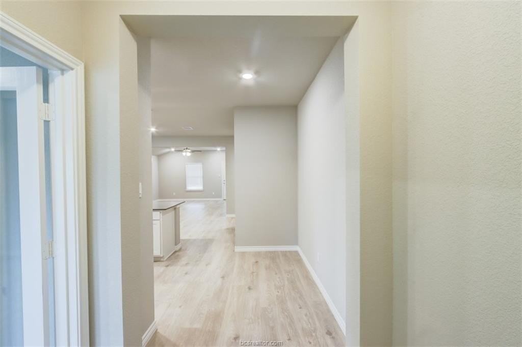 6210 Trado Dr - Photo 3 of 33