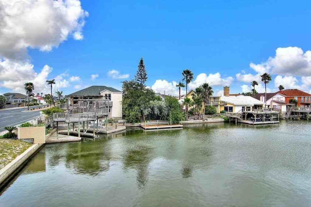 15302 Bonasse Ct #103 - Photo 4 of 18