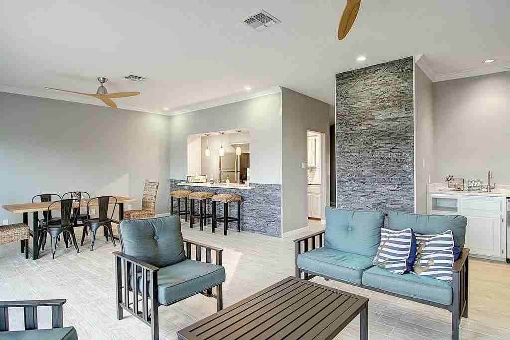 15302 Bonasse Ct #103 - Photo 7 of 18