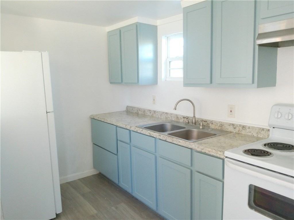 801 S Alameda St #A - Photo 3 of 12