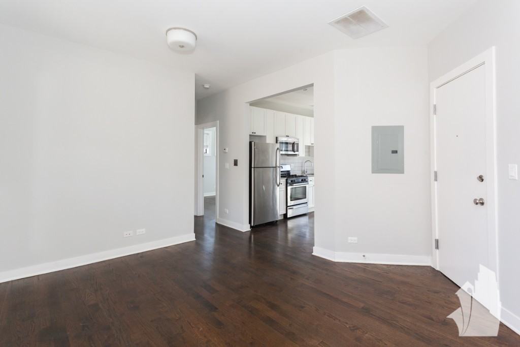 1600 W Belle Plaine Ave #1600-2 - Photo 4 of 16